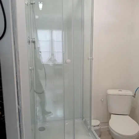 Apartment Privatise En Plein Centre Villedieu-les-Poeles-Rouffigny